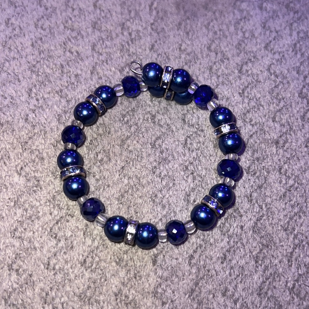 adjustable bracelet